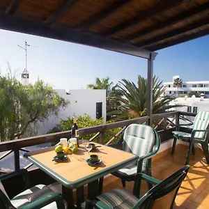 great-solarium-villa-in-puerto-del-carmen.in-canary-islands.com/